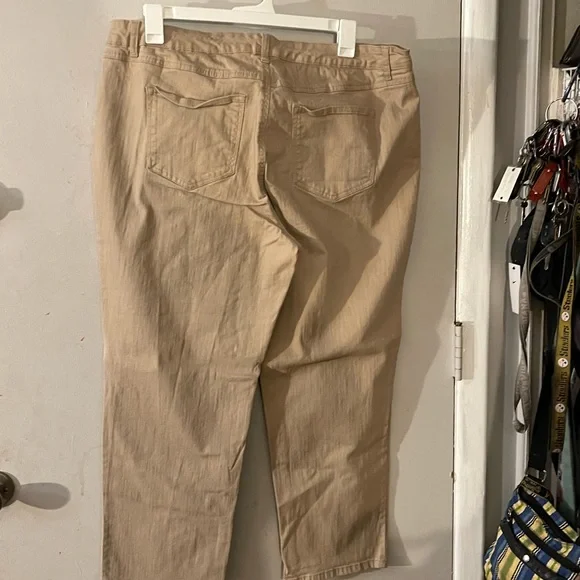 Terra & Sky Petite Straight Leg Khaki Jeans - Picture 3 of 4